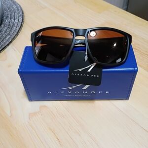 NEW Sunglasses Tortoise Amber Polarized  Unisex